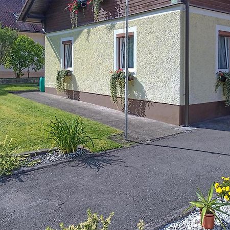 Ruhige Ferienwohnung Loich Exteriör bild